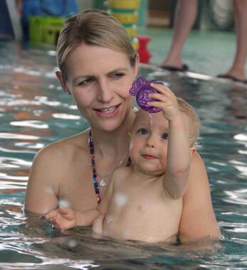 Babykurs im Wasser    4. - 8. Lebensmonat